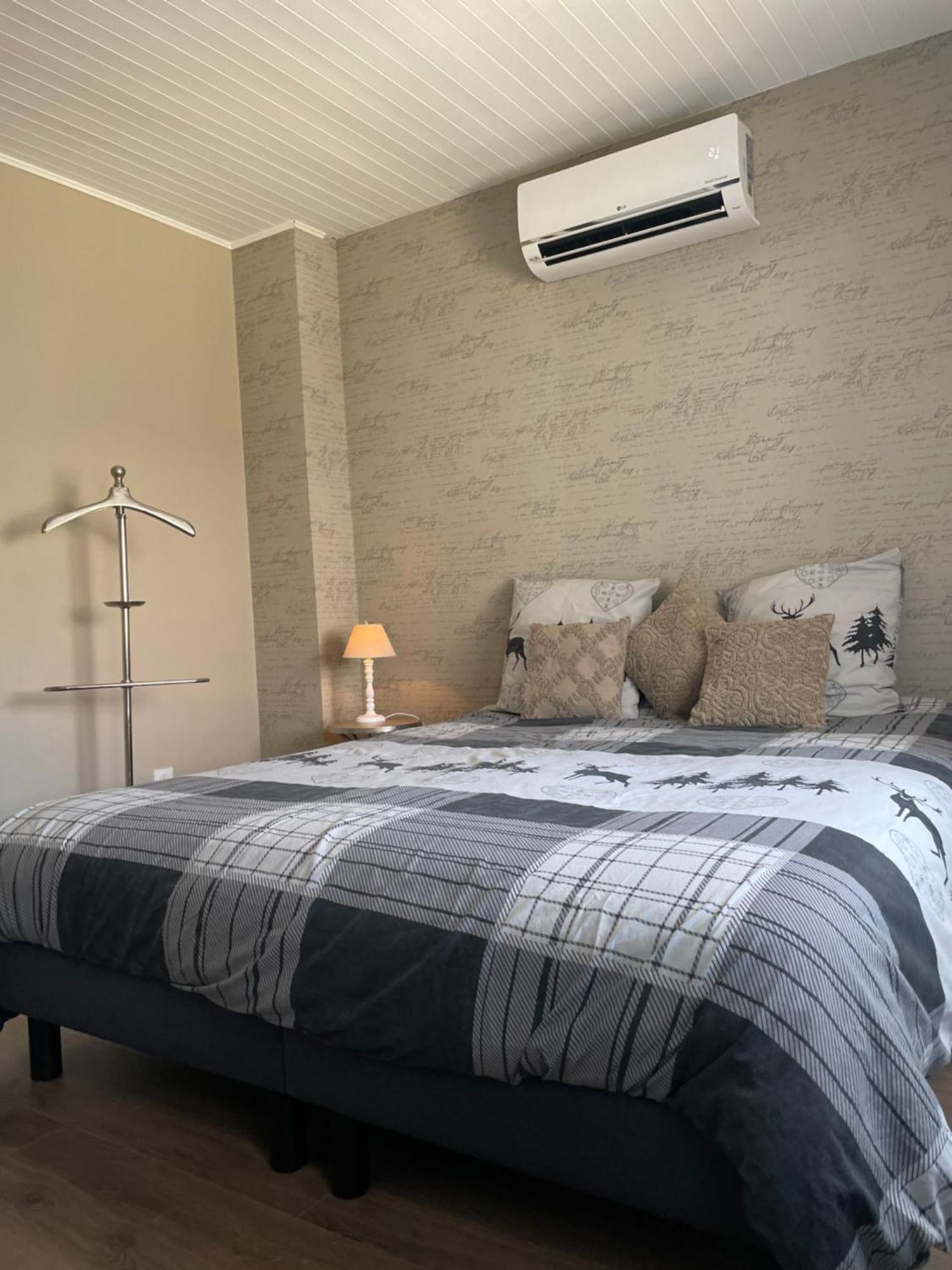 Cote Cour Villa Туркхайм Екстериор снимка